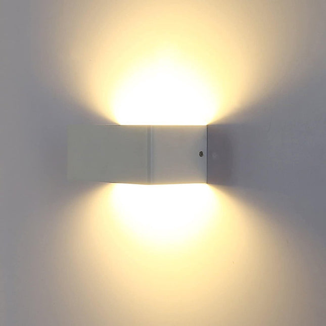 Stilvolle LED-Wandleuchte – Warmweiß – weiße Aluminium-Wandleuchte mit Beleuchtung für Schlafzimmer, Wohnzimmer, Treppen und Lounges – Energieklasse A+